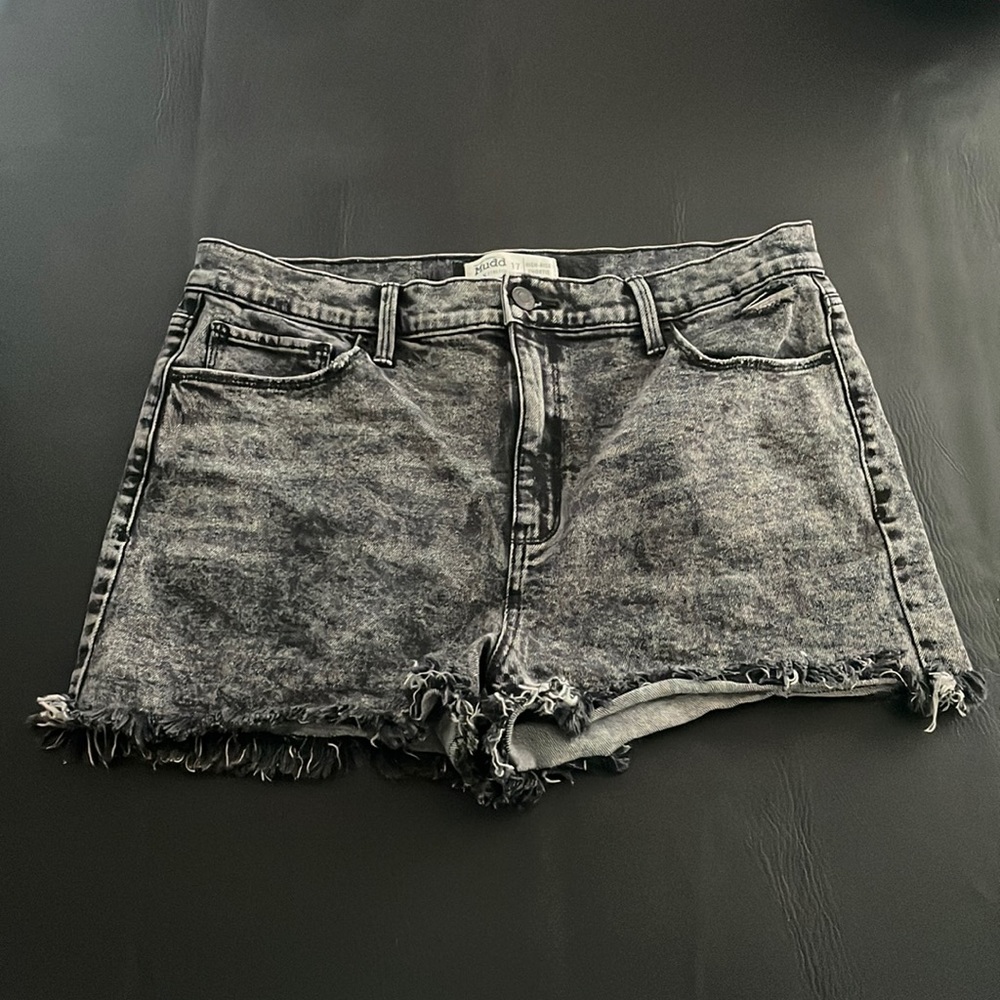 Not my size anymore brand is Mudd and size 17
